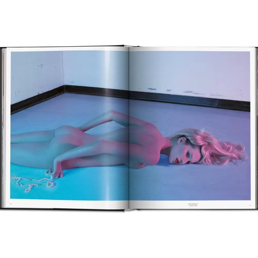 Taschen Verlag Geillustreerd Boek Mert Alas And Marcus Piggott- Fotoboeken