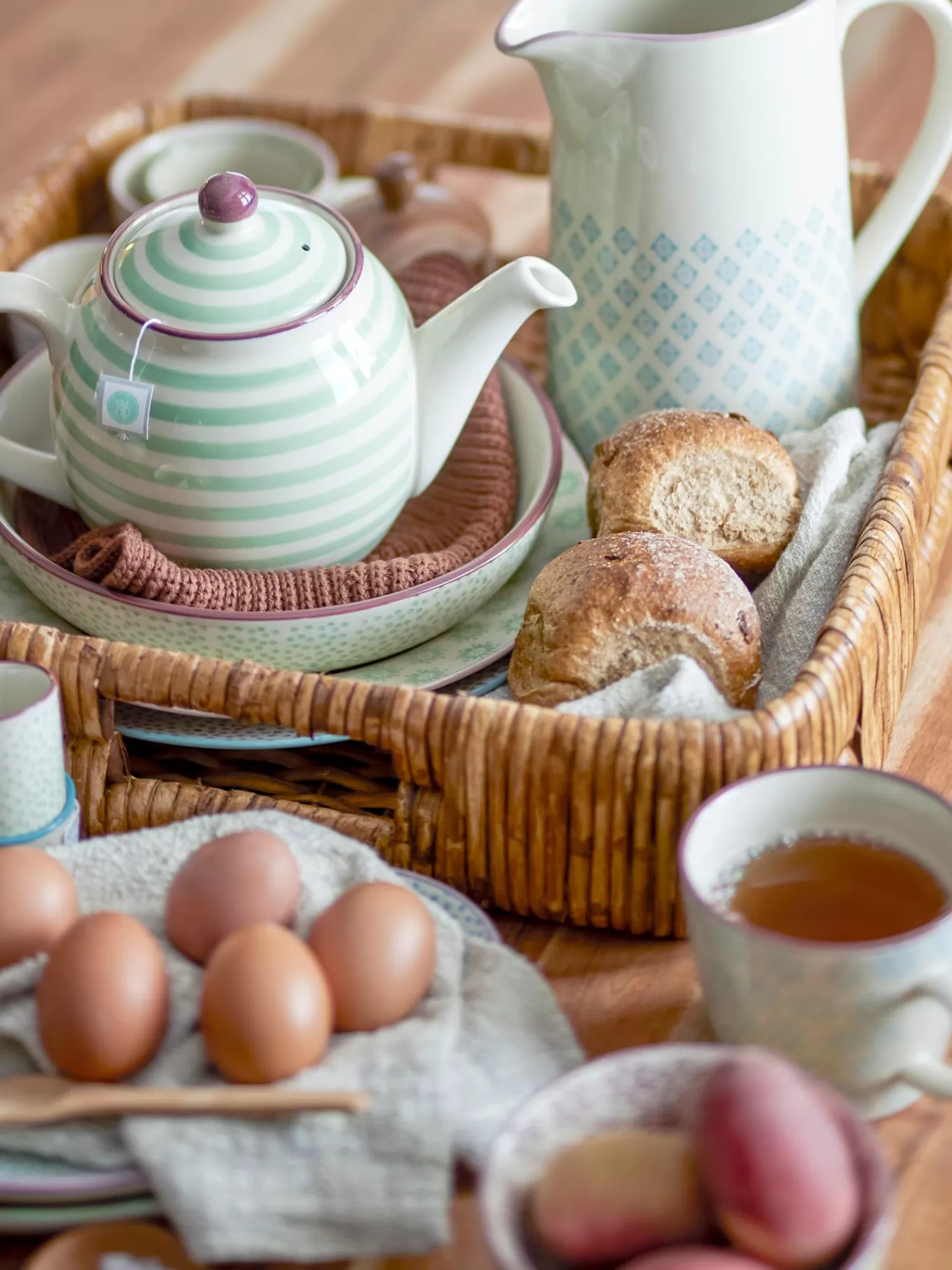 Bloomingville Servies Collecties>Handbeschilderde Serveerschaal Patrizia Met Een Speels Patroon