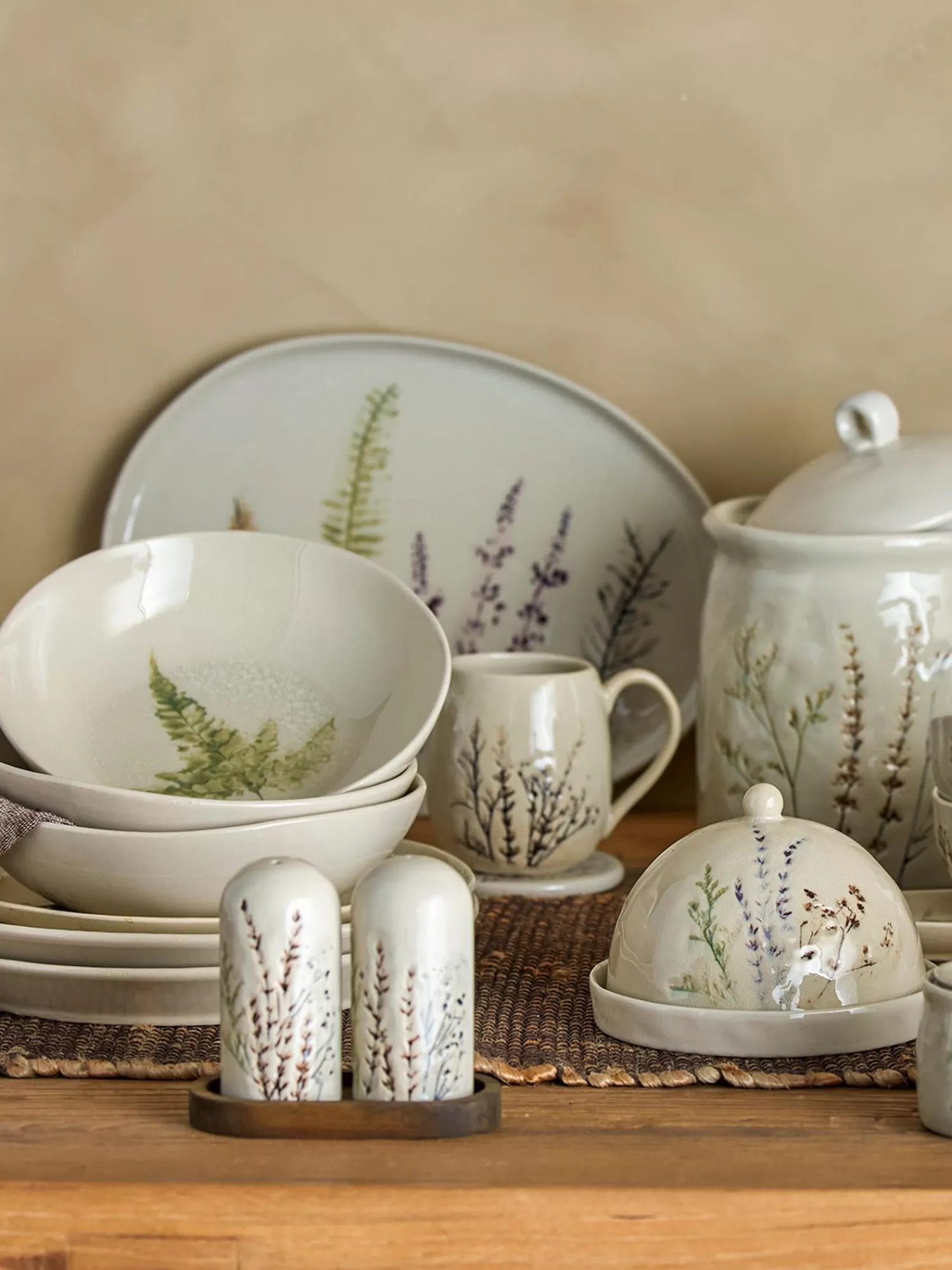 Bloomingville Servies Collecties>Handgemaakte Serveerplateau Bea Met Grasmotief