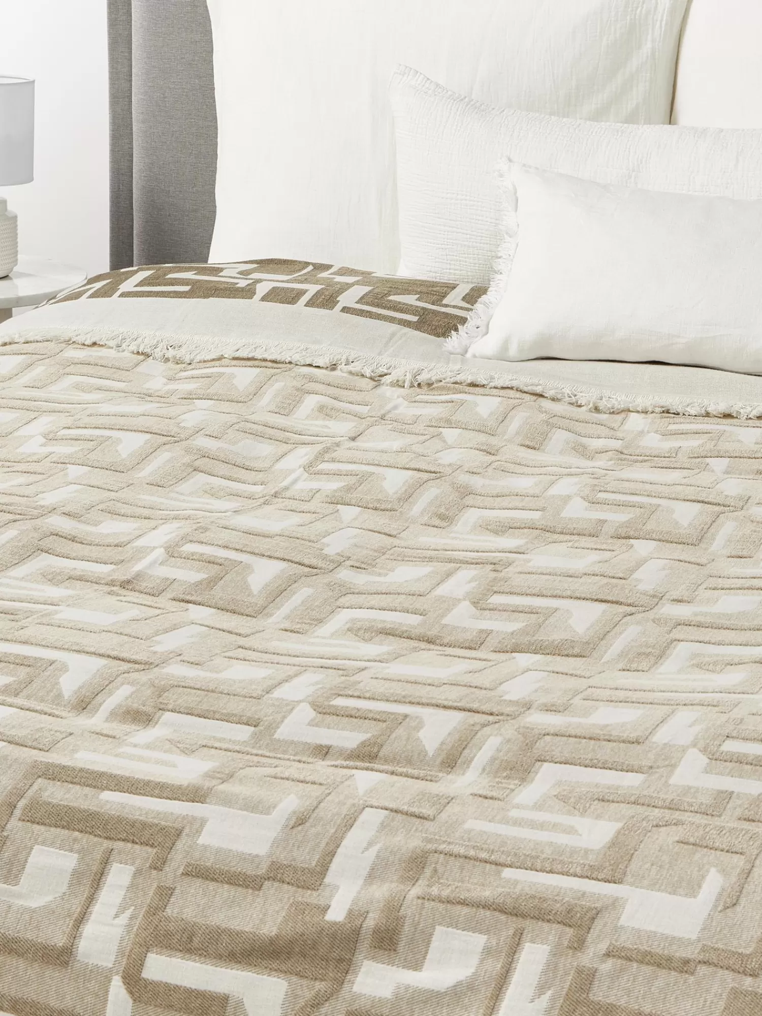 * Bedspreien>Jacquard Bedsprei Fran Met Franjes