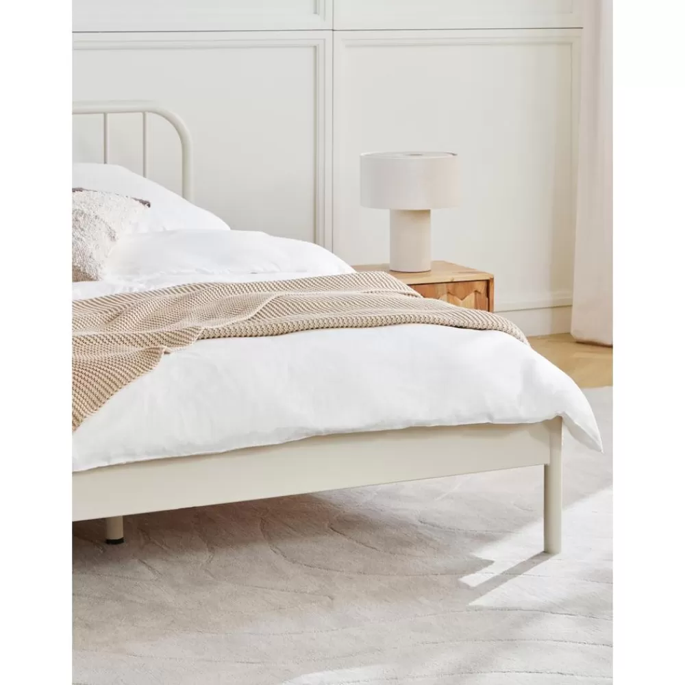 * Metalen Bed Sanna- Bedden